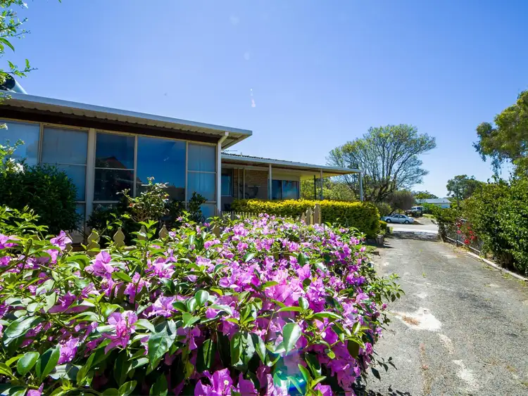 Fifth view of Homely house listing, 15 Carrigg Crescent, Mount Nasura WA 6112