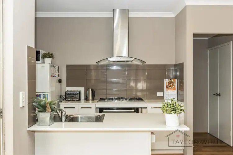 Fifth view of Homely house listing, 20 Vitrinella Avenue, Jindalee WA 6036