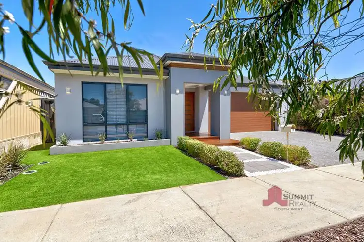 Second view of Homely house listing, 19 Unicup Way, Dalyellup WA 6230