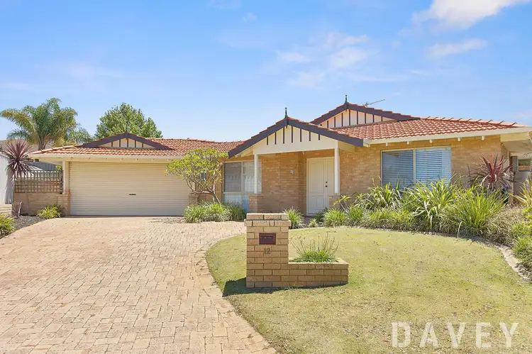 12 Lamond Close, Kinross WA 6028