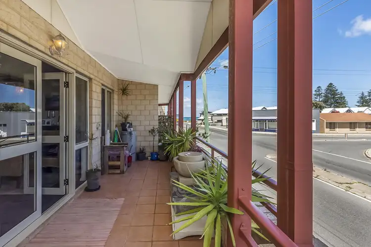 7/224 Safety Bay  Road, Safety Bay WA 6169