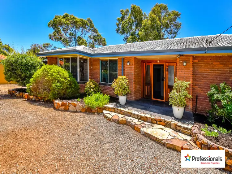 6 Sampson Close, Kalamunda WA 6076