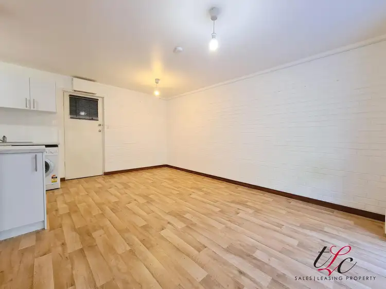 Fifth view of Homely apartment listing, 4/37 Osborne Road, East Fremantle WA 6158