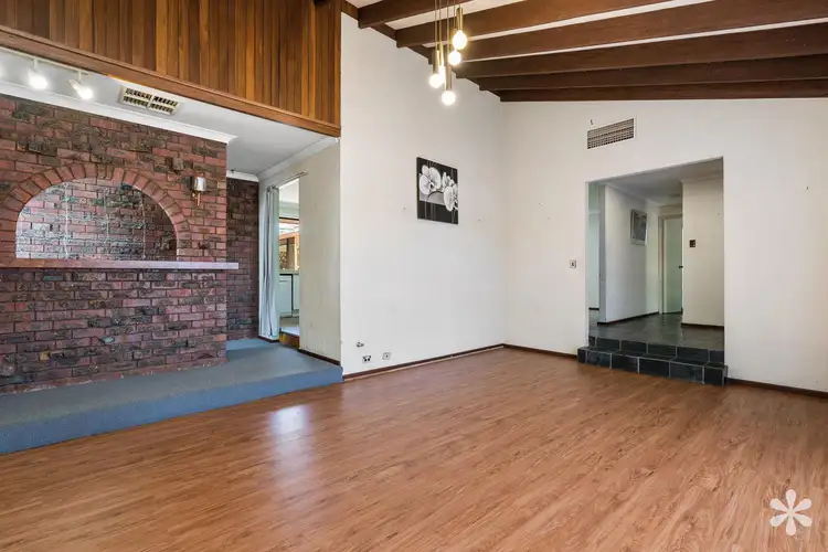 Second view of Homely house listing, 5 Ebro Way, Willetton WA 6155