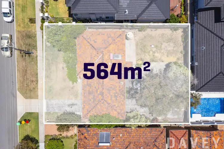 33 Ada Street, Watermans Bay WA 6020