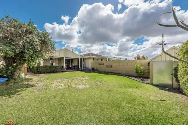 100 Poincaire Street, Stirling WA 6021