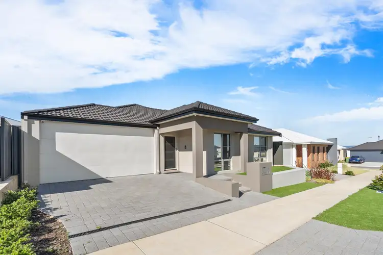 Second view of Homely house listing, 4 Opal Way, Treeby WA 6164