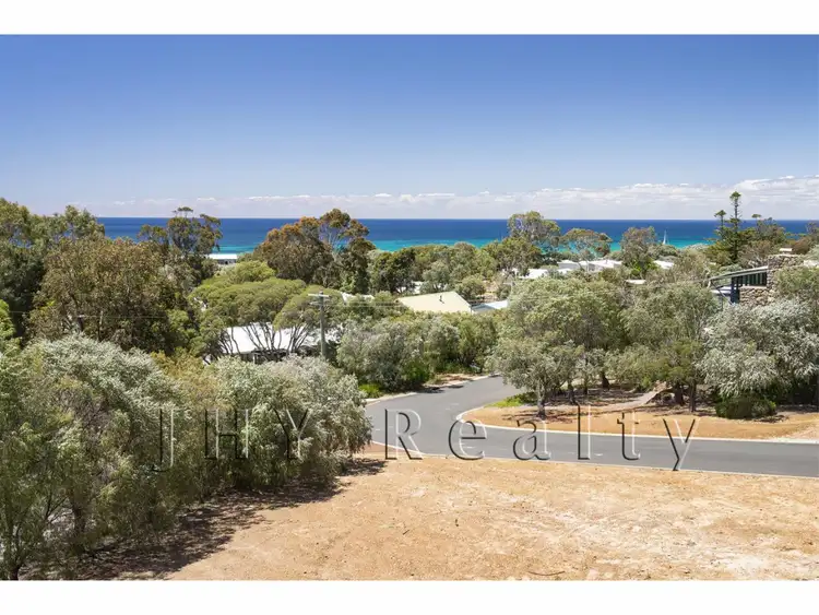 25 Ella Gladstone Drive, Eagle Bay WA 6281