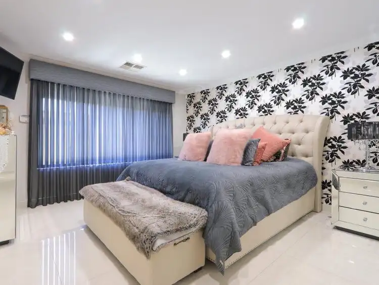 Sixth view of Homely house listing, 9 Yindi Way, Lake Coogee WA 6166