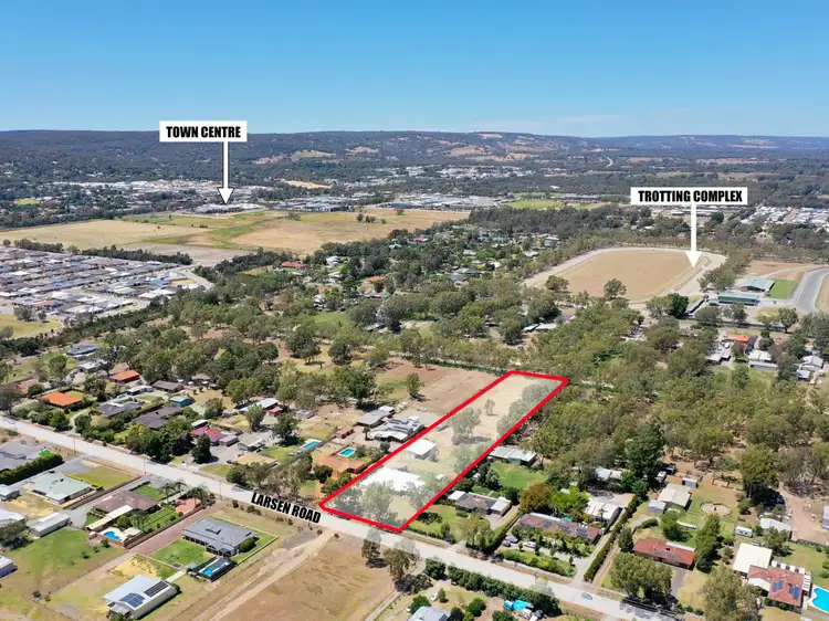 155 Larsen Road, Byford WA 6122