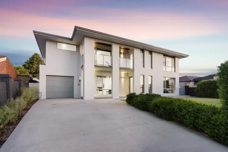 14 Emerald Way, Carine WA 6020