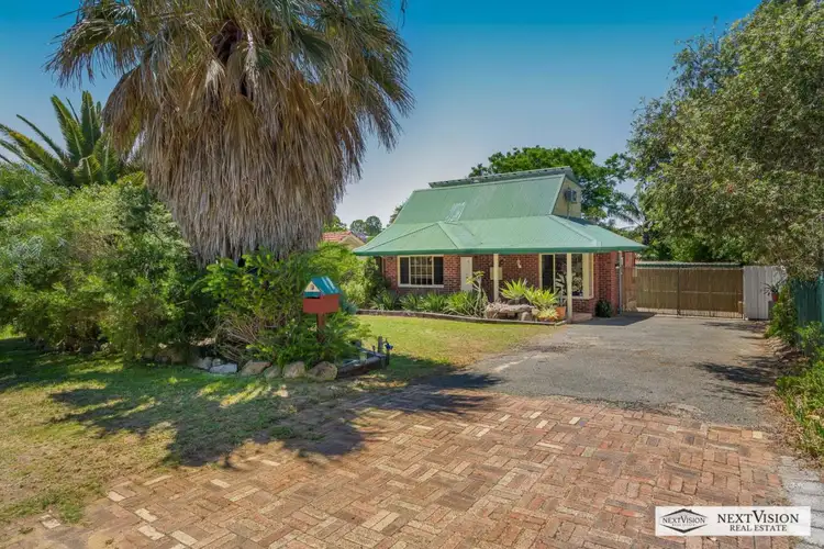 136 Cordelia Ave, Coolbellup WA 6163