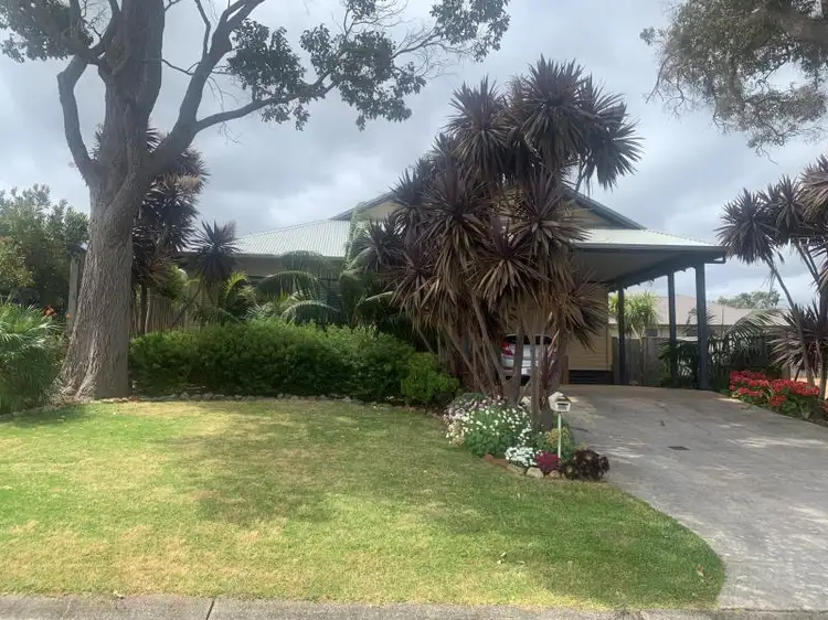 14 Halcyon Crescent