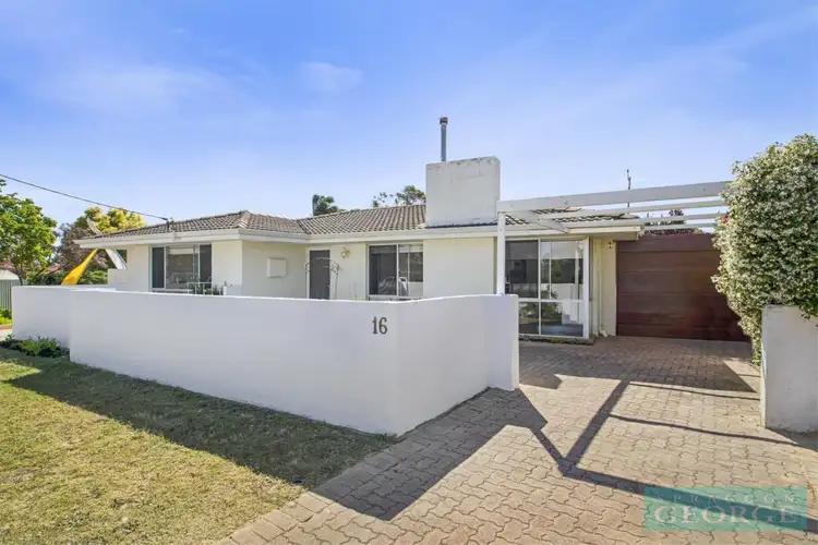 16 Albyn Place, Hamersley WA 6022