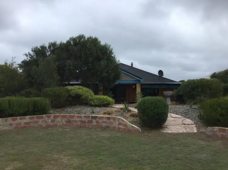 27 Marmaduke Point Drive