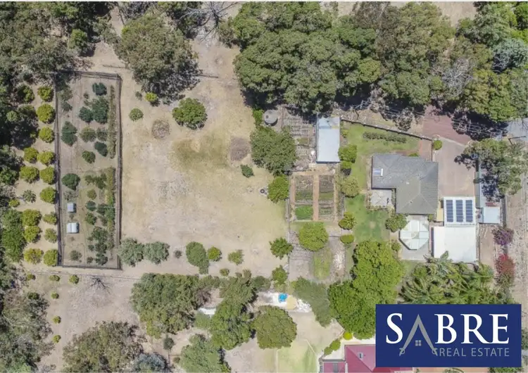 21 The Crescent, Helena Valley WA 6056