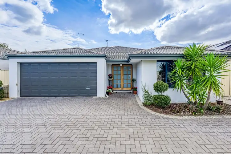 21B Wedgetail Crescent, Success WA 6164