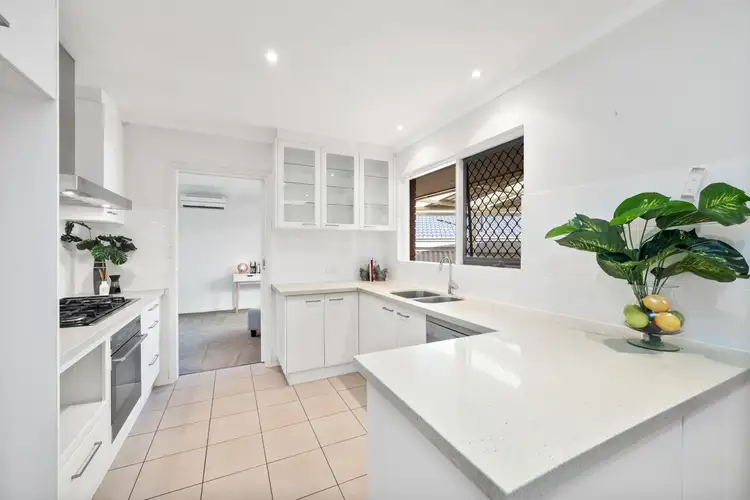 26 Saint Andrews Way, Duncraig WA 6023