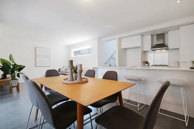 86B Duke Street, Scarborough WA 6019