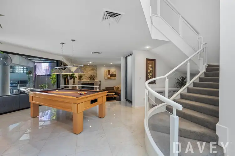 18 Tristania Rise, Duncraig WA 6023