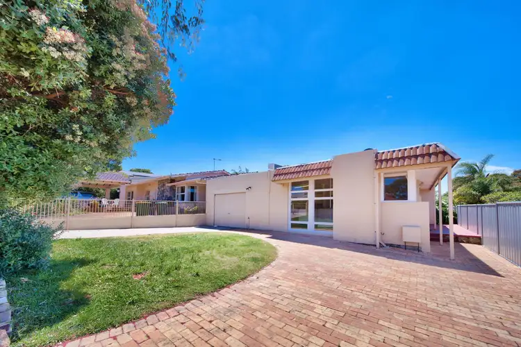 14 Eltham Street, Wembley Downs WA 6019