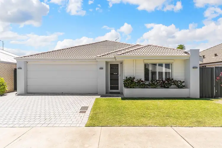 6 Kinder Street, Aveley WA 6069
