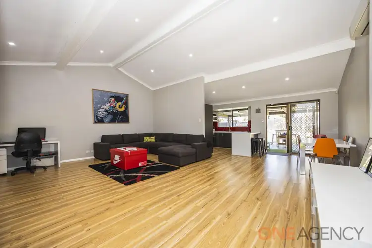 Fifth view of Homely house listing, 10 Lagoon Place, Beldon WA 6027