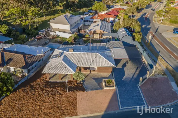 Fifth view of Homely house listing, 2 Dromana Place, Craigie WA 6025