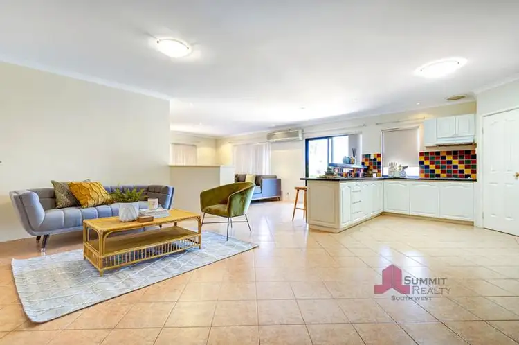 Fifth view of Homely house listing, 8 Costello Court, Usher WA 6230