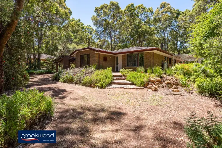 20 Council Road, Mundaring WA 6073