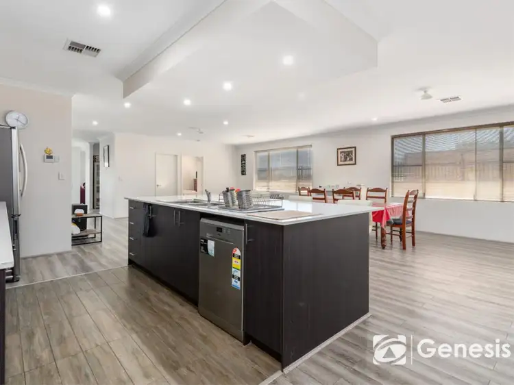Sixth view of Homely house listing, 6 Basil Loop, Treeby WA 6164