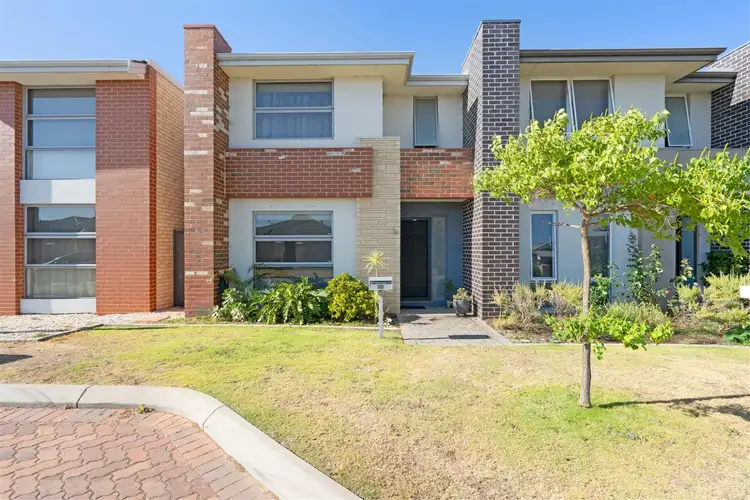 Main view of Homely townhouse listing, Unit 32/1 Pitta Corner, Success WA 6164