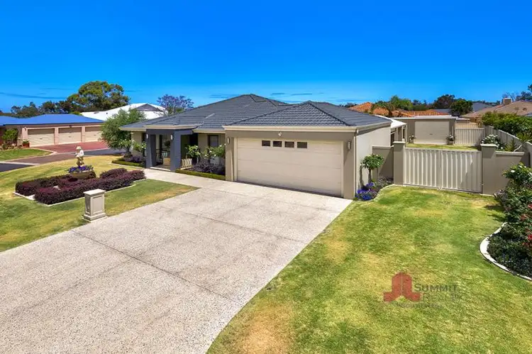 8 Portsea Court, Pelican Point WA 6230