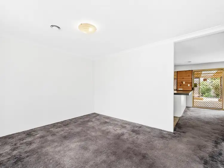 Fourth view of Homely house listing, 4 Floret Court, Seville Grove WA 6112