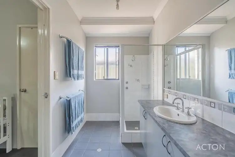 Seventh view of Homely house listing, 5 Woodstock Turn, Ravenswood WA 6208