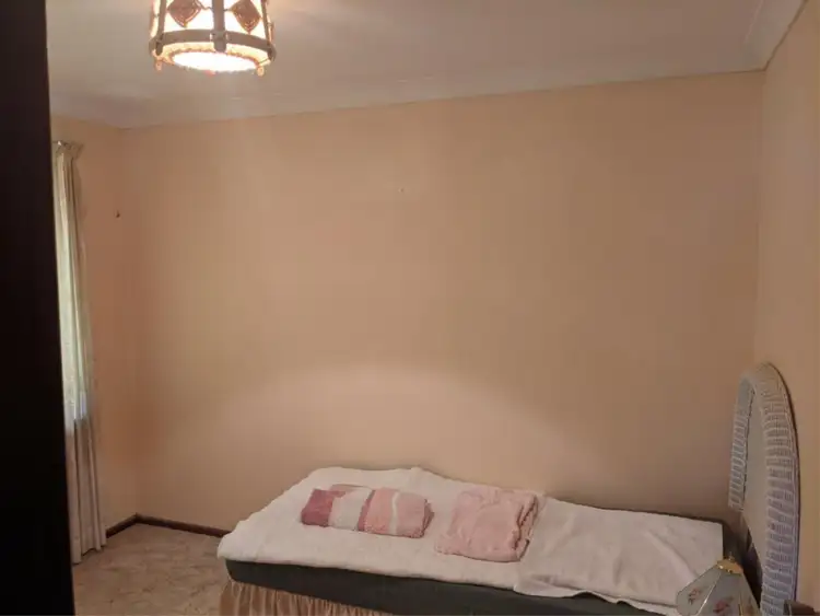 Sixth view of Homely semi-detached listing, 18 Baryna Street, Armadale WA 6112