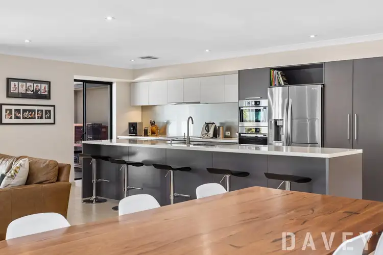 33 Glenbar Road, Duncraig WA 6023