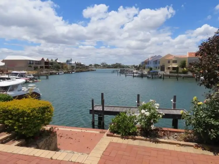 Main view of Homely house listing, 10 Rialto Place, Halls Head WA 6210