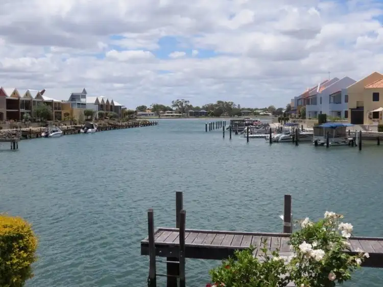 Second view of Homely house listing, 10 Rialto Place, Halls Head WA 6210