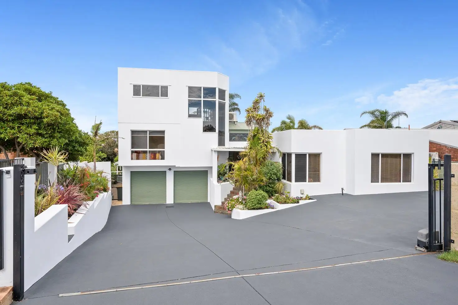 Main view of Homely house listing, 21 Carina Circle, Halls Head WA 6210