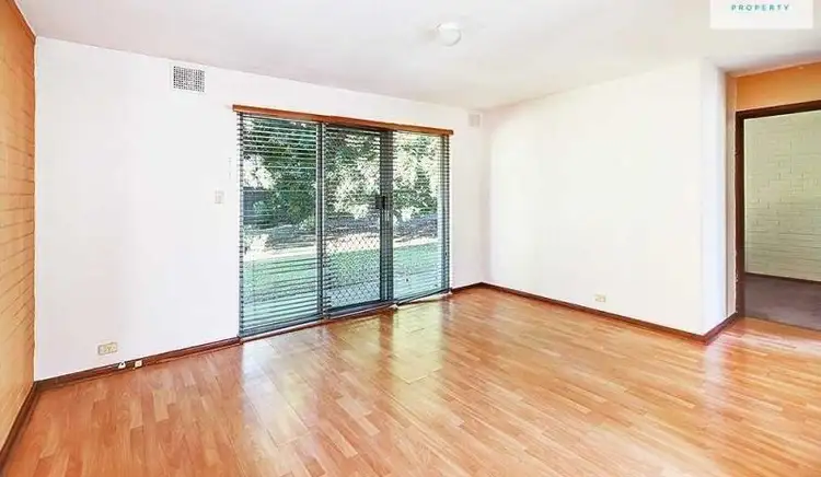 4/5 Welshpool Road, St James WA 6102