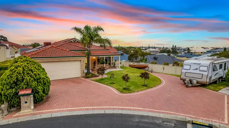 16 Greenshank Mews, Wannanup WA 6210