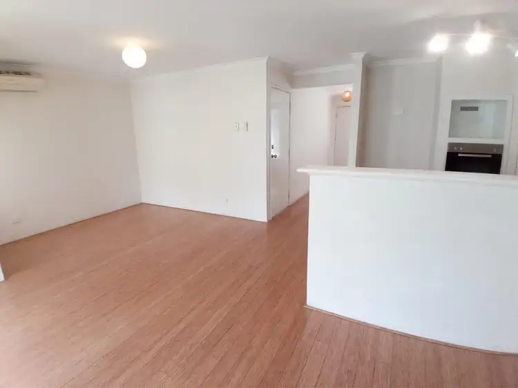 Seventh view of Homely house listing, 8/6 Acton Avenue, Bentley WA 6102