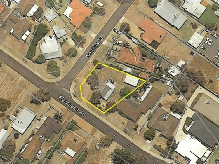 32 Mercedes Avenue, Falcon WA 6210