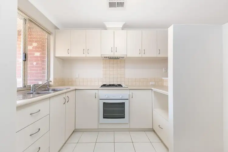 25/7 Clere Pass, Canning Vale WA 6155