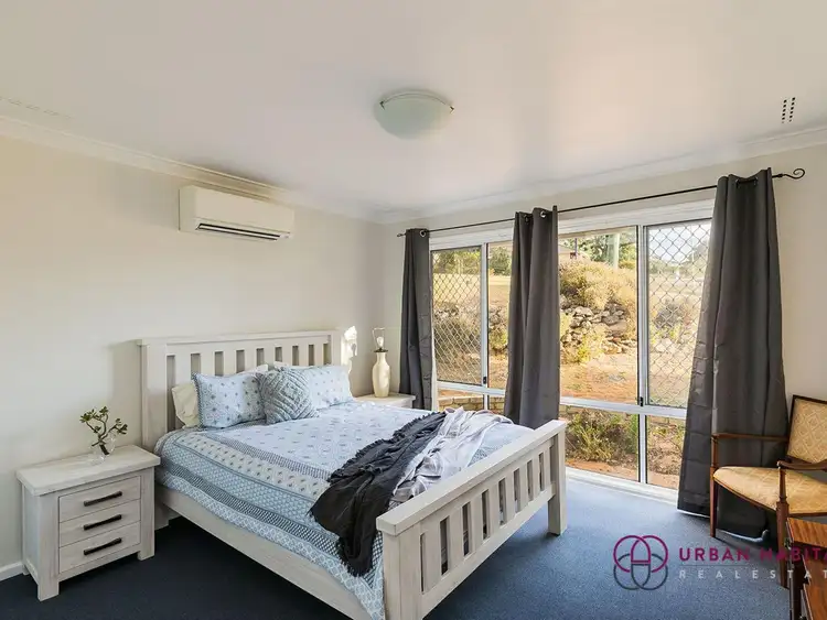 Sixth view of Homely house listing, 1 Prescott Place, Orelia WA 6167