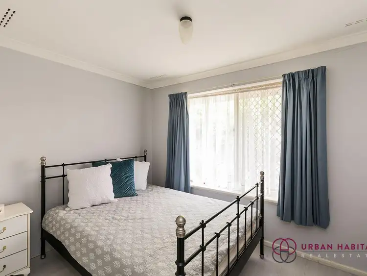 Seventh view of Homely house listing, 1 Prescott Place, Orelia WA 6167