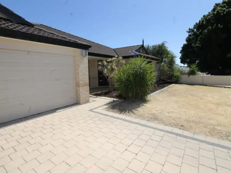 Second view of Homely house listing, 2 Hillsdale Rise, Darch WA 6065