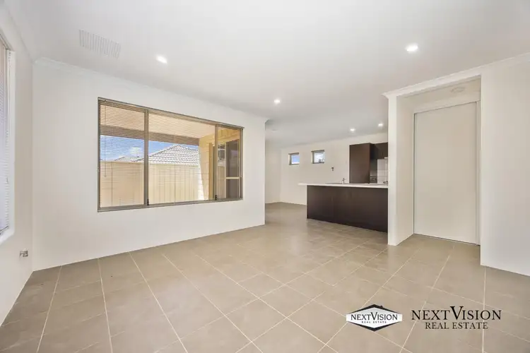 Fifth view of Homely villa listing, 4/39 Peppermint Gardens, Aubin Grove WA 6164