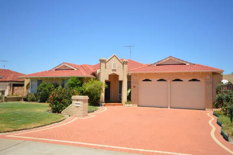61 Abbotswood Parkway, Erskine WA 6210